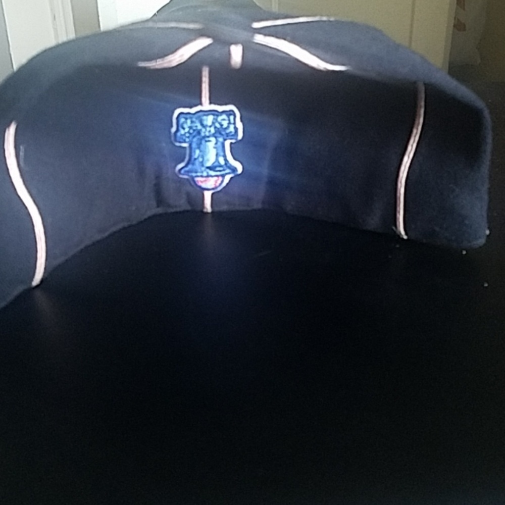 Philly's hat - Picture 2 of 3